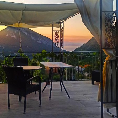La Roccia Incantata Amalfi Coast Виетри Экстерьер фото